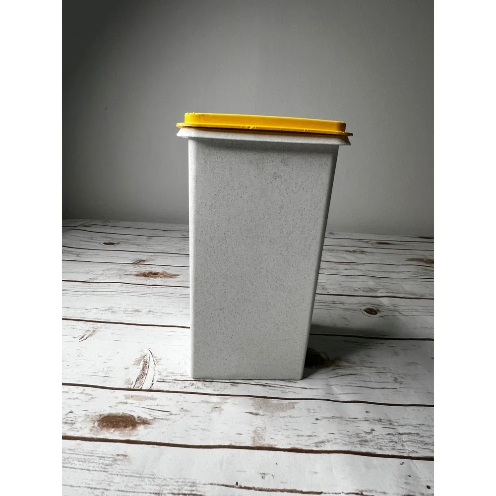 Tupperware Canister White Speckled Yellow Lid Vintage Square 9 Inch‎